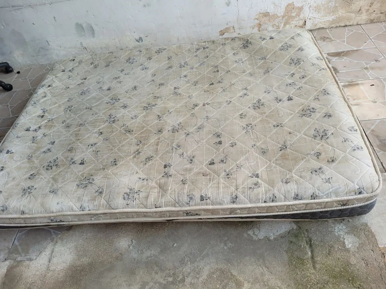 Colchão de casal molas  - Foto 2