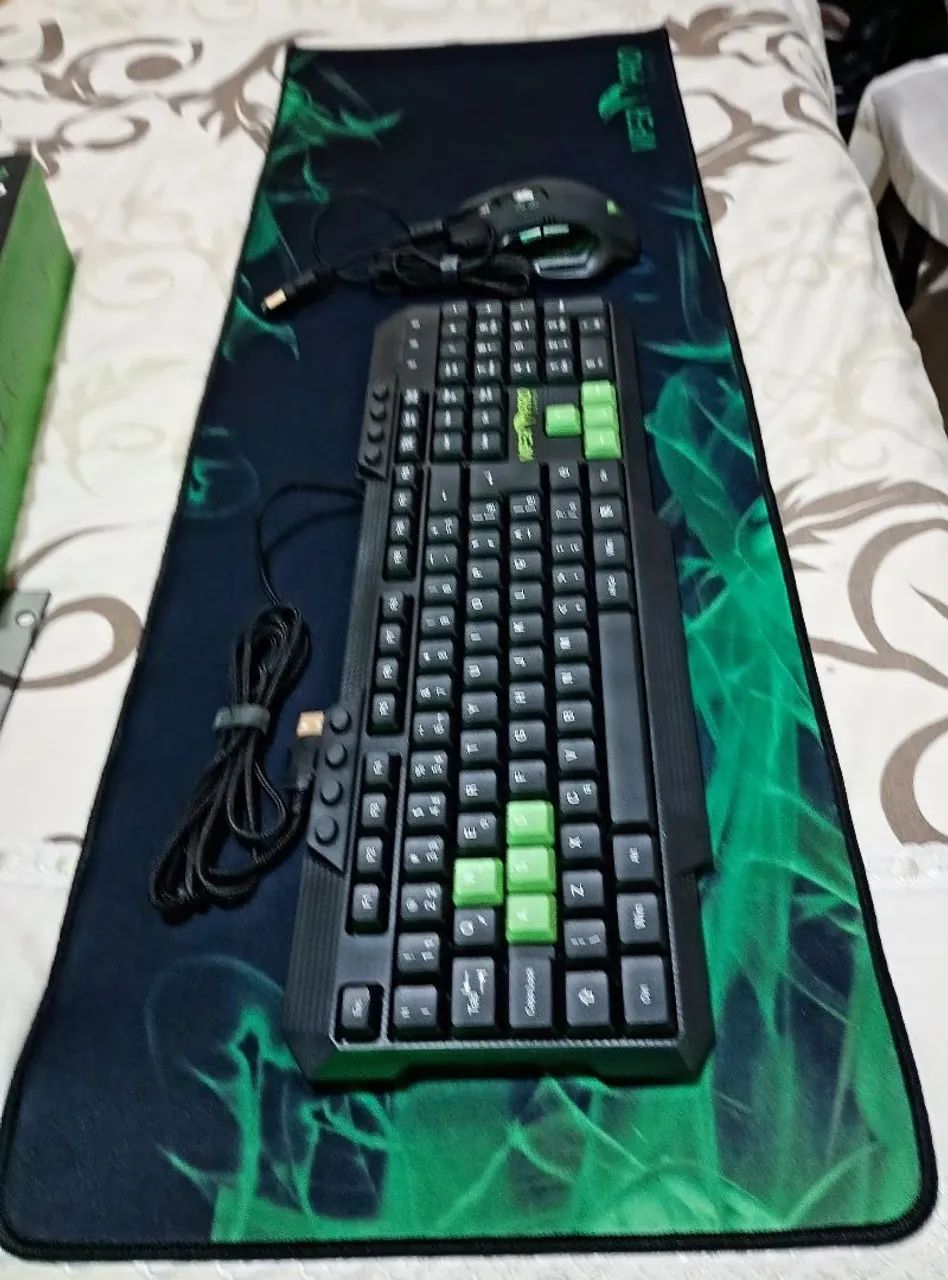 Produto NOVO E TESTADO - Kit Viper Pro Phyton - Teclado, Mouse e MousePad - Belíssimo  - Foto 4