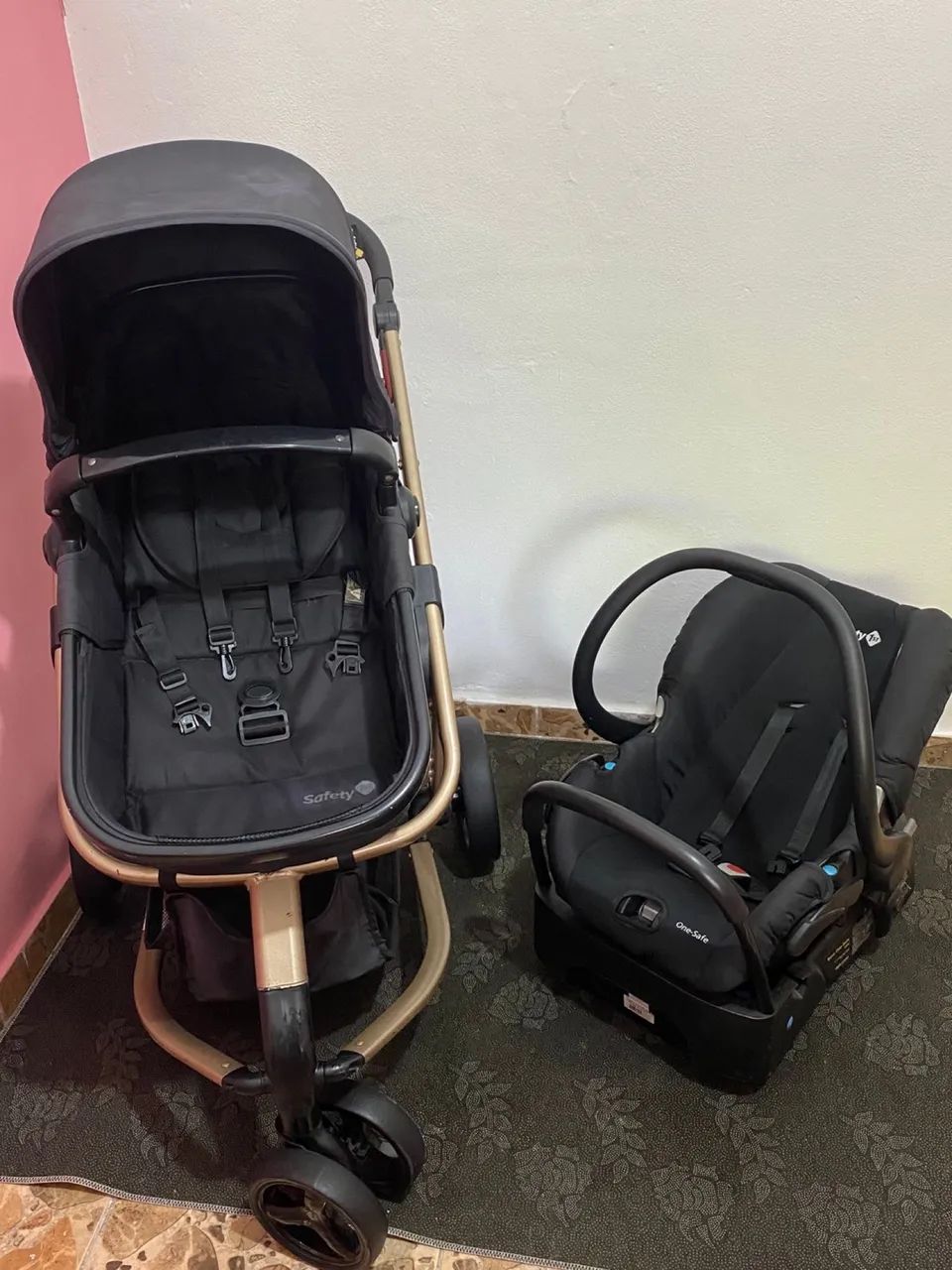*Carrinho de bebê linha Safety LUXO* - Foto 2