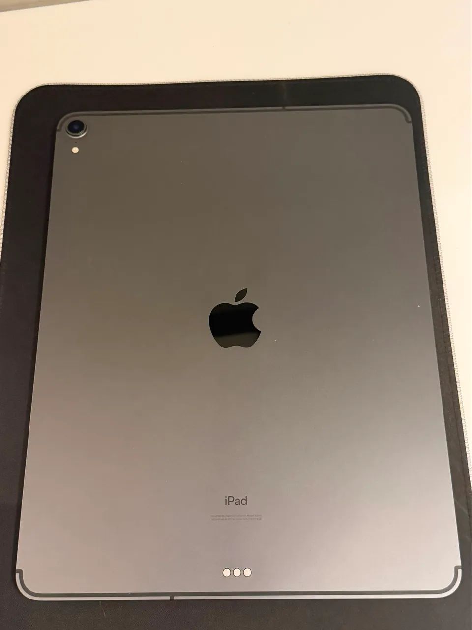 iPad Pro 12,9 Pol, 3ª Geração (Wifi + Celular)