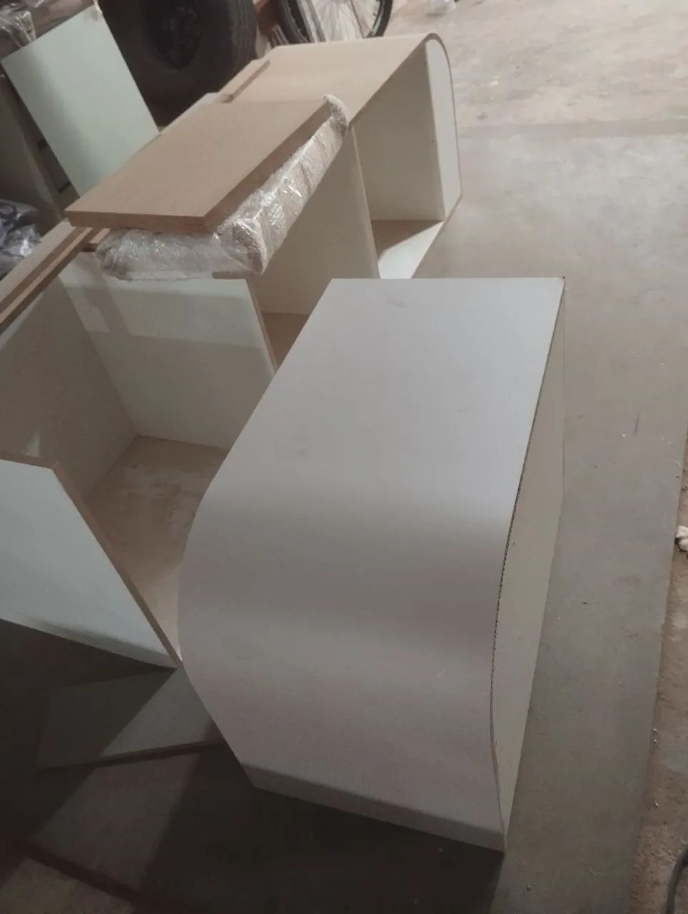 Laqueamento e pinturas de móveis e portas.  - Foto 3