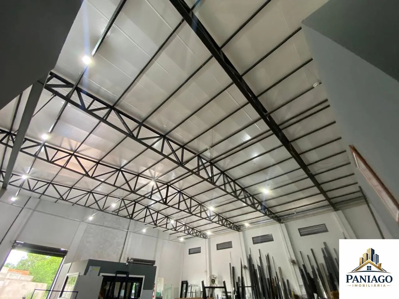 Barracão 430 m², pé direito alto, energia solar - Parque Geórgia, Cuiabá/MT - Foto 12