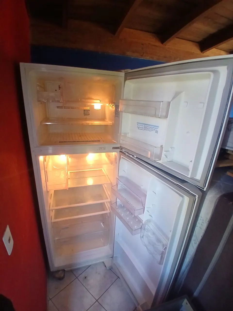 Geladeira Eletrolux frost free  - Foto 4