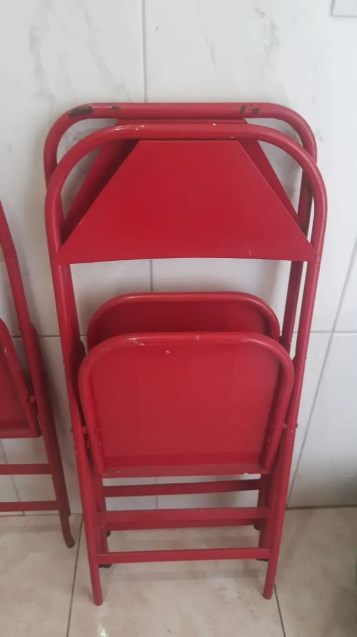 Cadeiras de ferro 