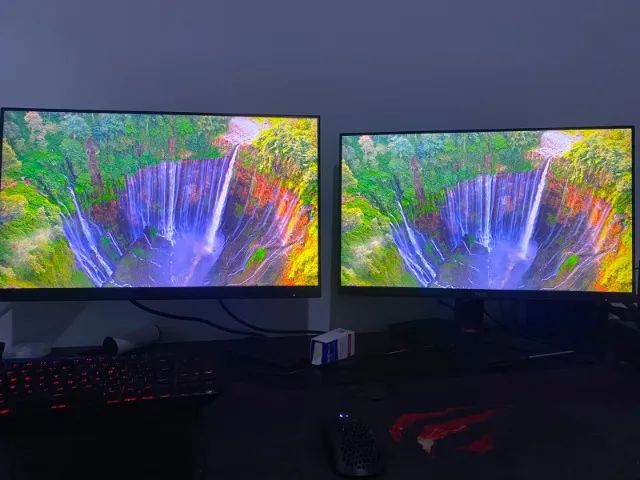 2 monitores AOC 24p 200hz IPS e 75hz IPS