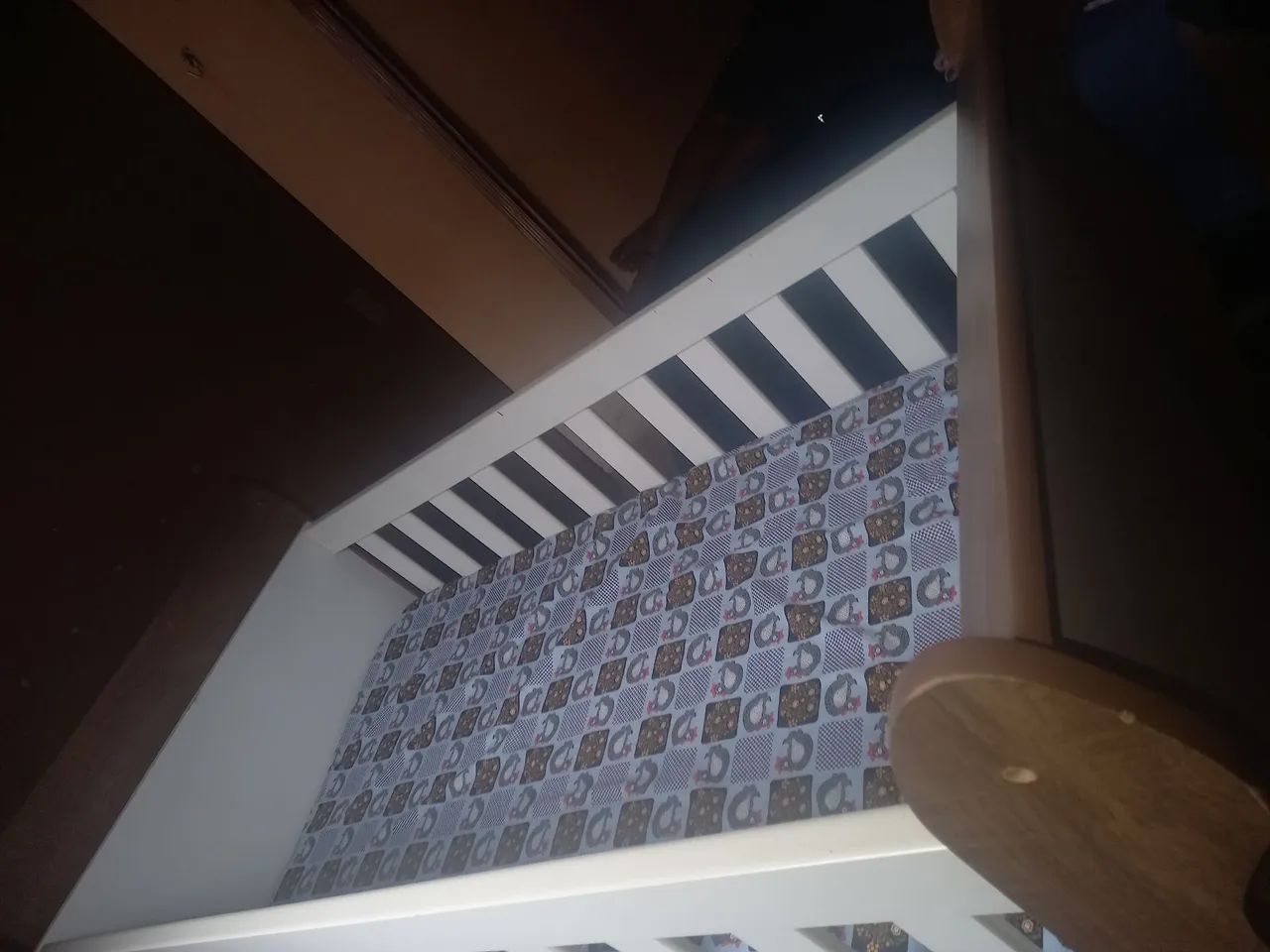 Berço com colchão 