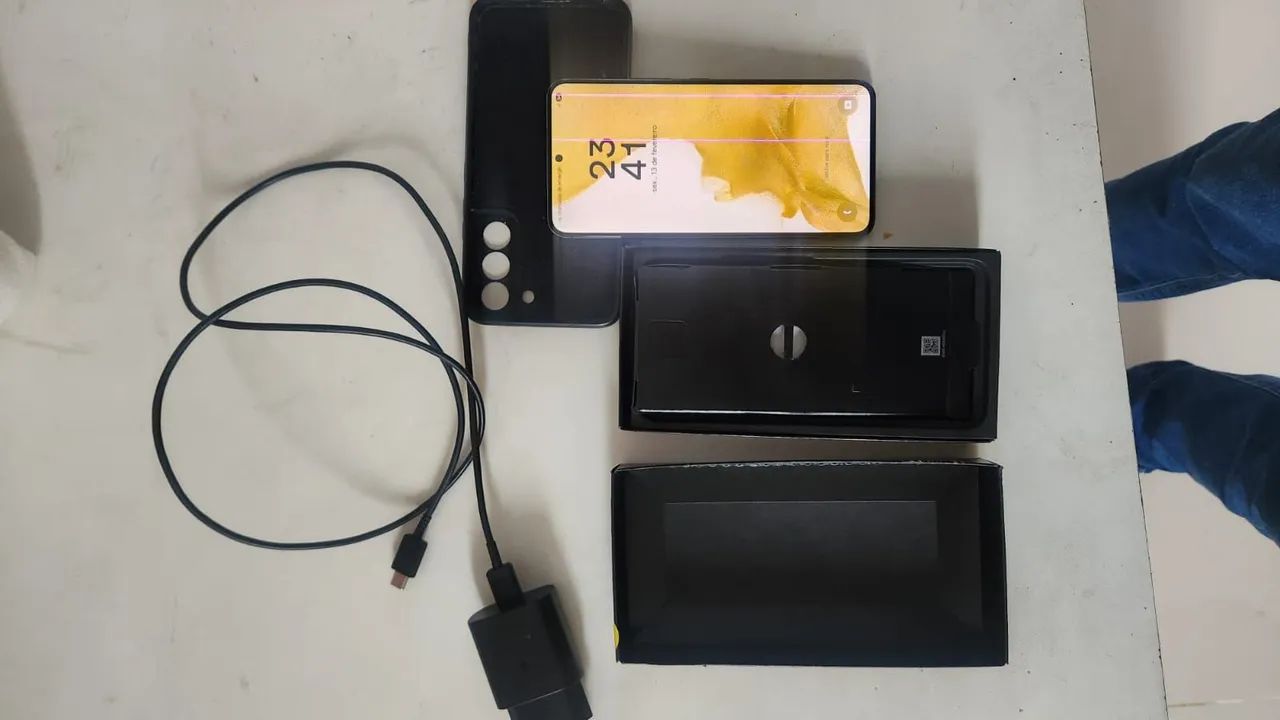 S22 celular 