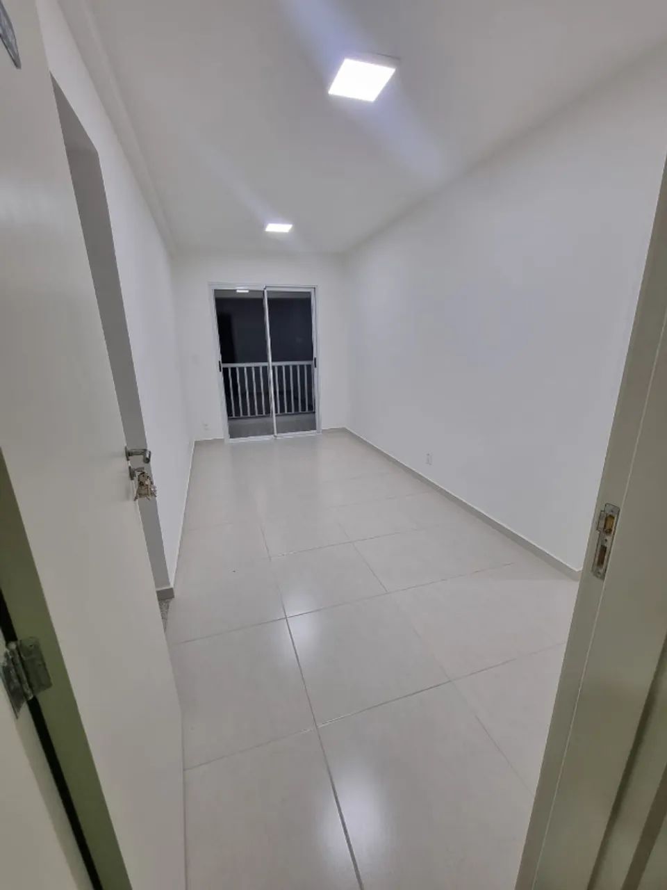 Apartamento no Condomínio Aquarela Parque