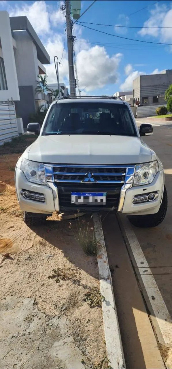 Mitsubishi Pajero Pajero HPE Full 3.2 4x4 T.I.Dies. 5p Aut 2014