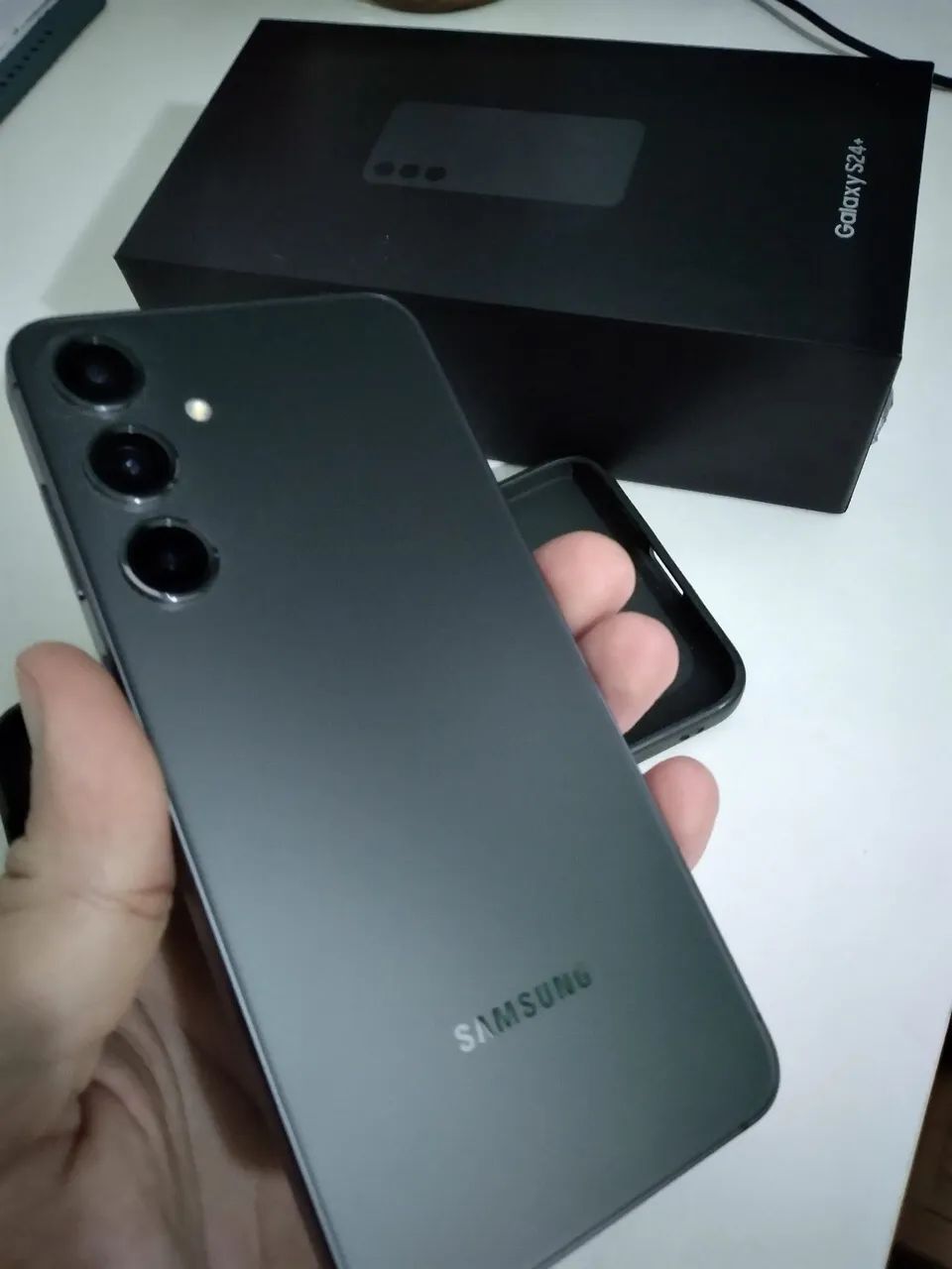 Samsung Galaxy s24 Plus - Foto 3