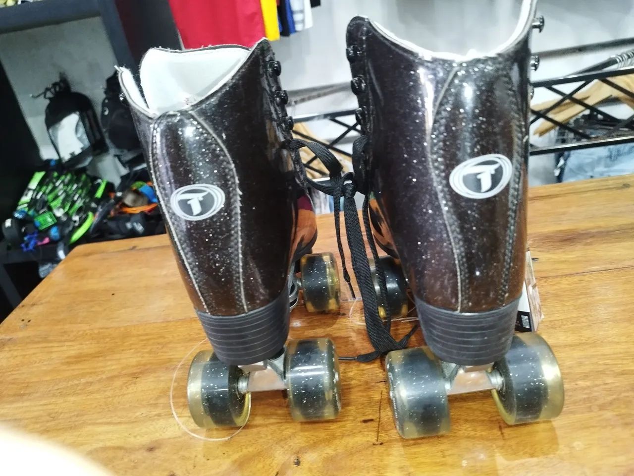 PATINS VINTAGE 