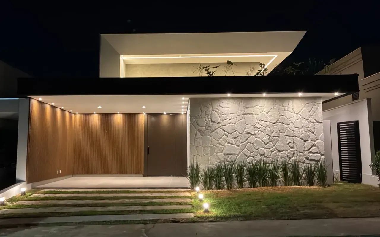 Venda -Linda casa no condomínio Brisas térrea com 3 suítes na saída para Guia- Cuiabá MT