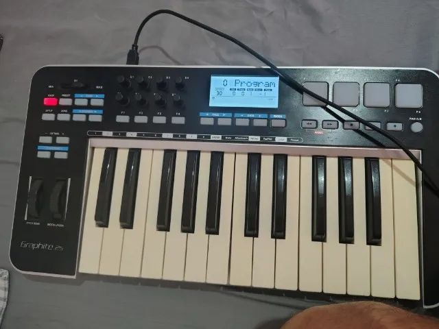 Samson Graphite 25 USB Controlador MIDI