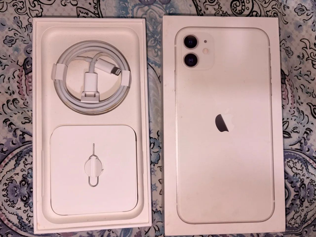 iPhone 11 64gb com caixa e cabo - Foto 4