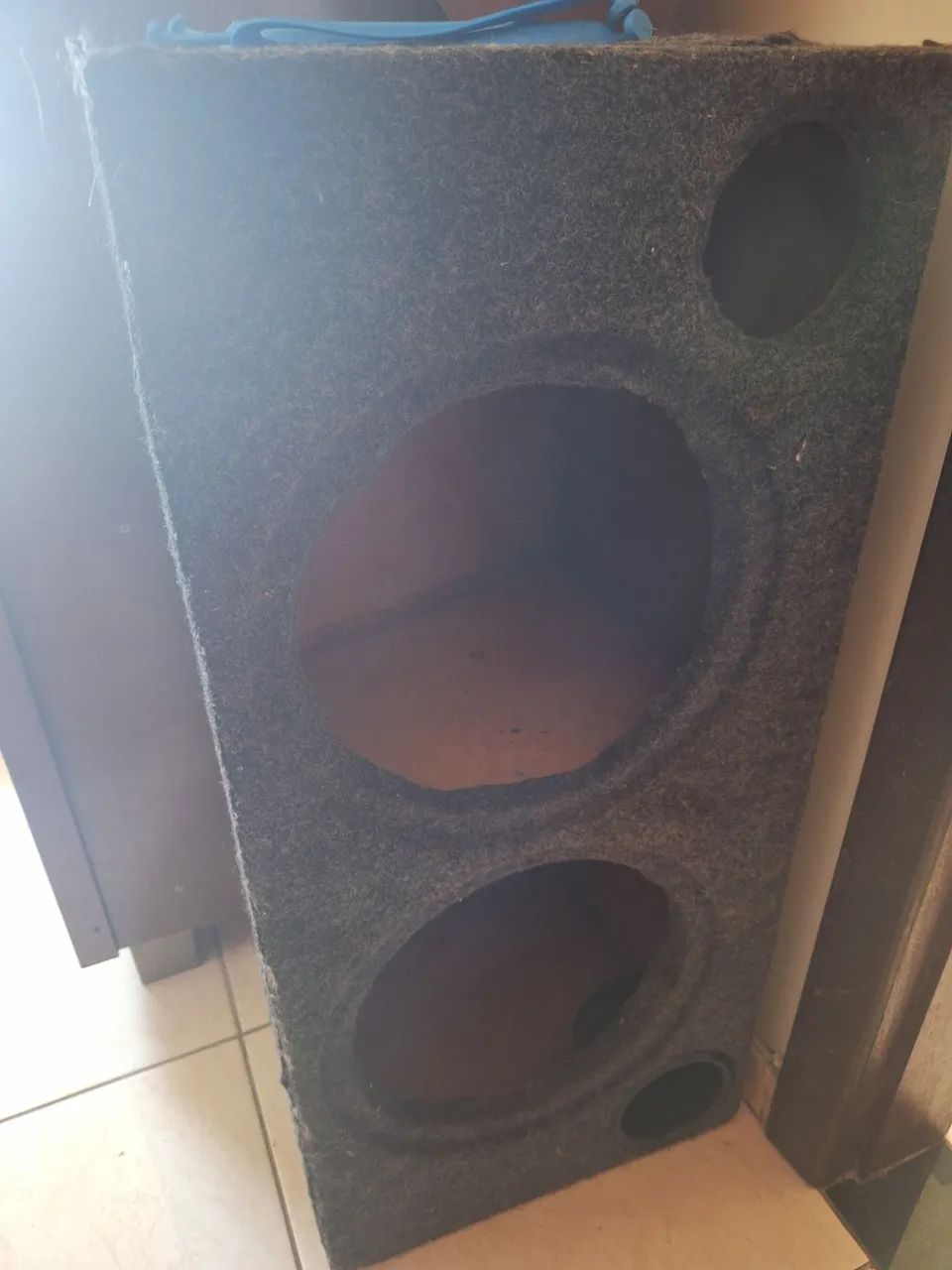 Vendo essa caixa para 2 subs de 12"