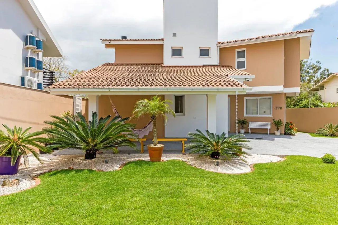 Casa com 495m², 4 dormitórios, 2 suítes, na Daniela em Florianópolis - Foto 2