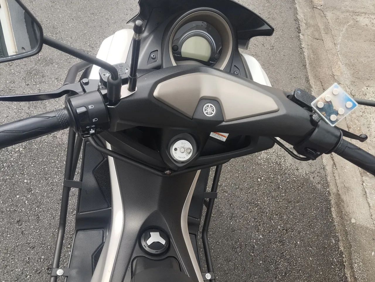 Yamaha Nmax 2017 8mil km  - Foto 5