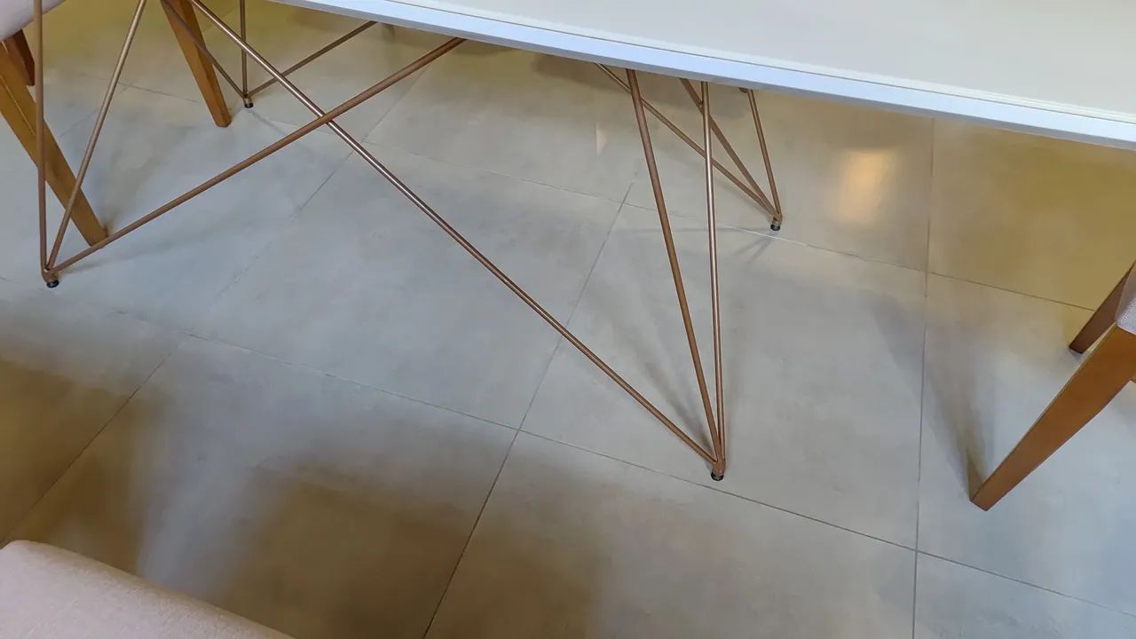 Conjunto mesa com seis cadeiras - Foto 3