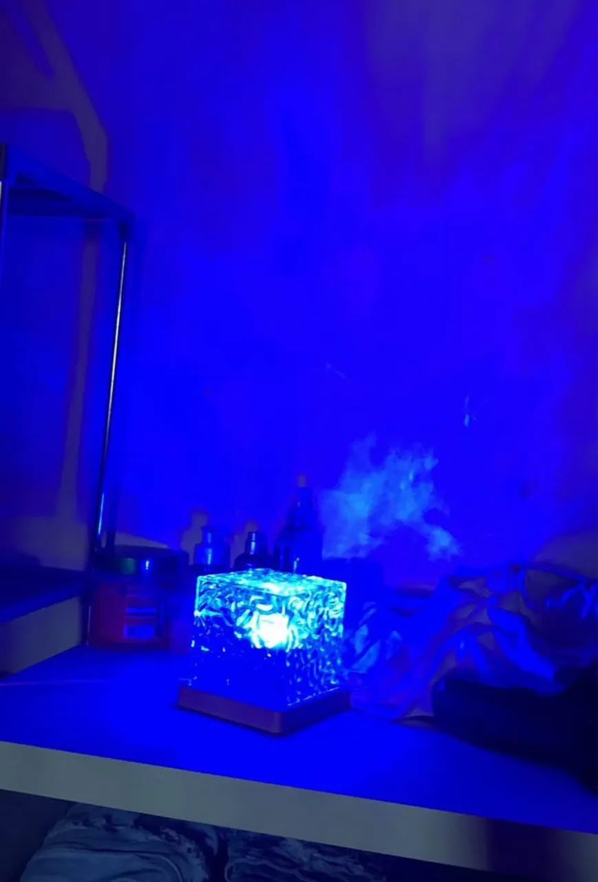 Luminária/Projetor em forma de Gelo multicores - Foto 4
