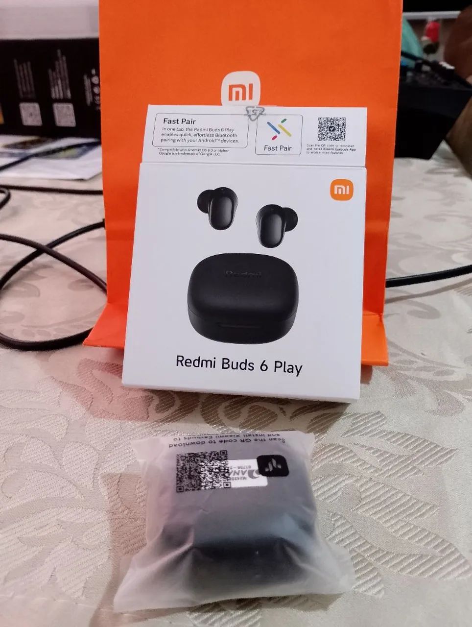 Fone bluetooth buds 6 play - Foto 2