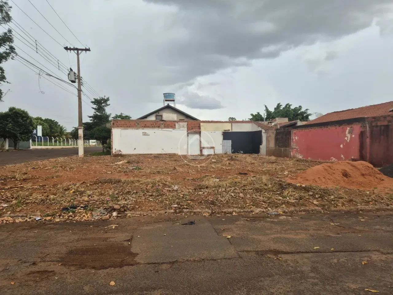 TERRENO DE ESQUINA - Foto 2