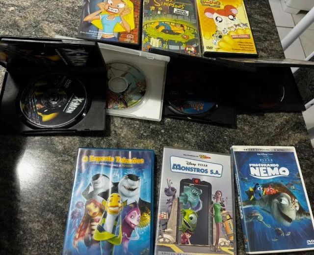 Box dvds Infantis originais com 10 - Simpsons, pixar, heróis - Foto 3