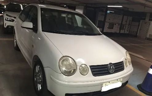 Volkswagen Polo Sed./sed. Comf. 2.0/2.0 Flex 8V 4P 2005