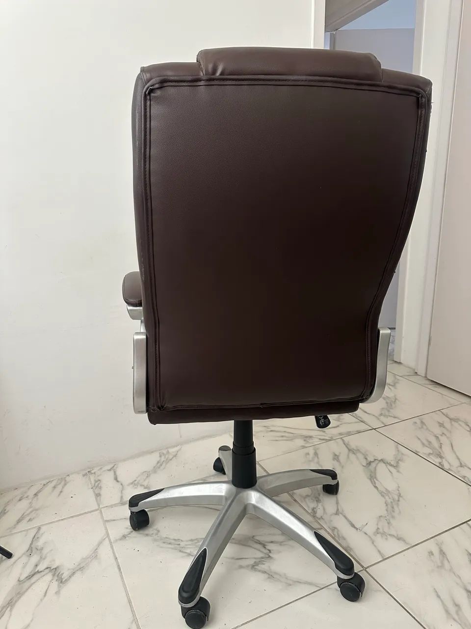 Cadeira Escritório  - Foto 5