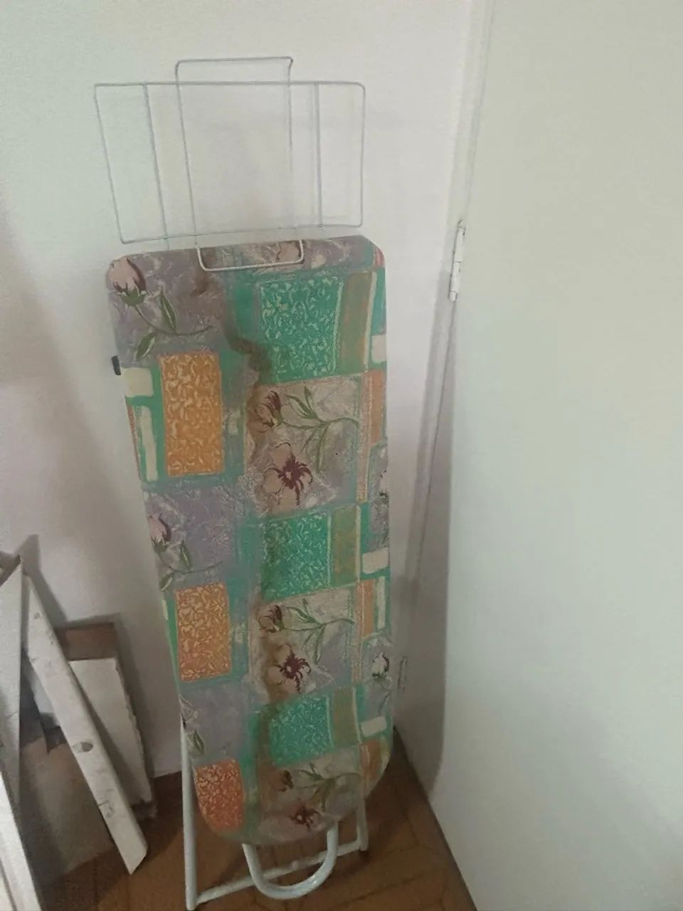 Tábua de passar roupa $40,00 
