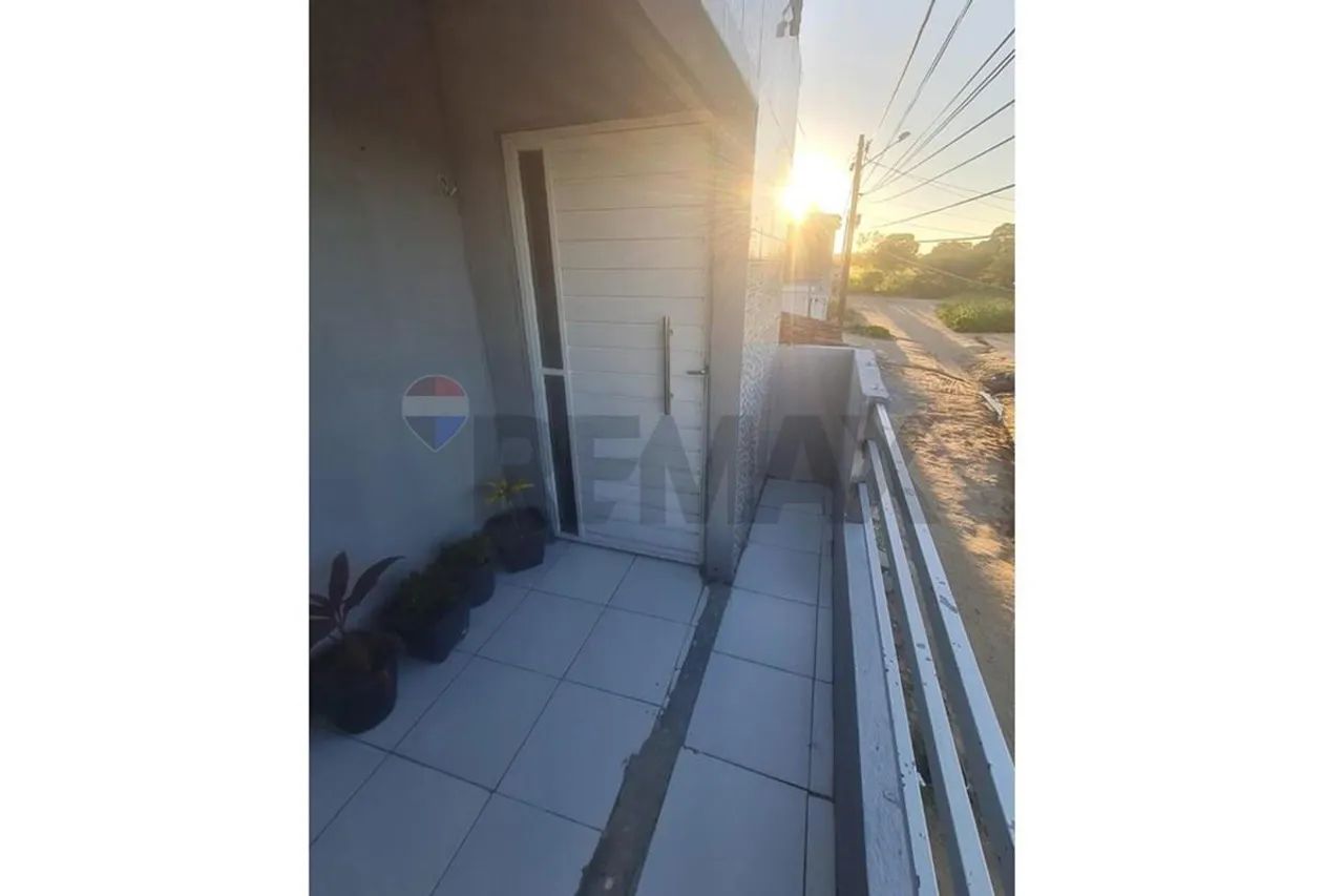 CASA COM 1° ANDAR EM BAIRRO TRANQUILO | CONFORTO E ESPAÇO - Foto 3