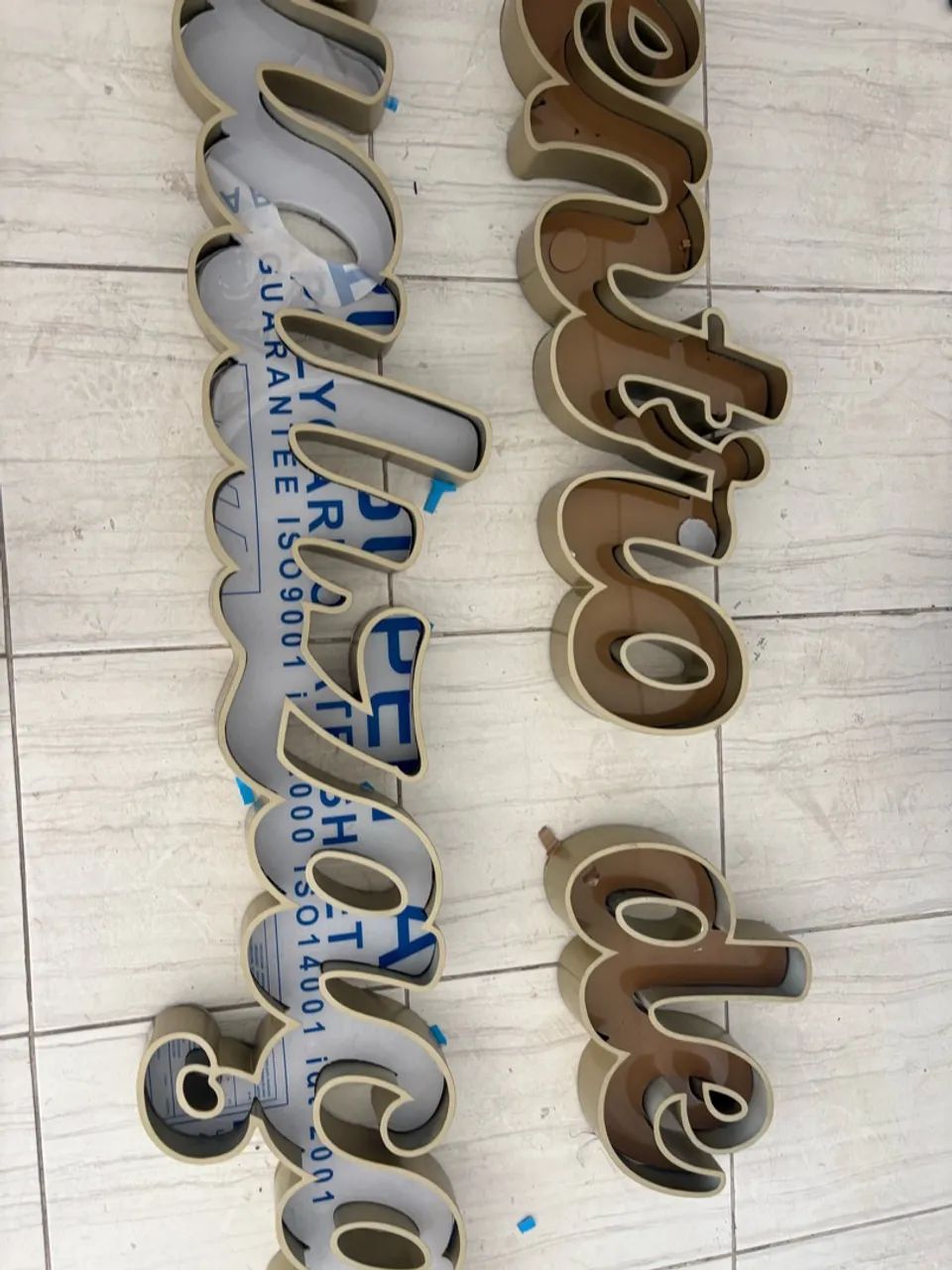 Letras com Iluminação Interna  - Foto 4