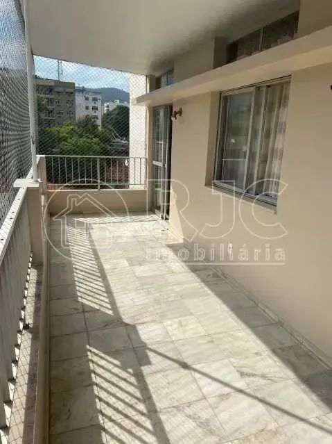 Frente 2 quartos suite varandão vaga - amplo 95m2 - Foto 2