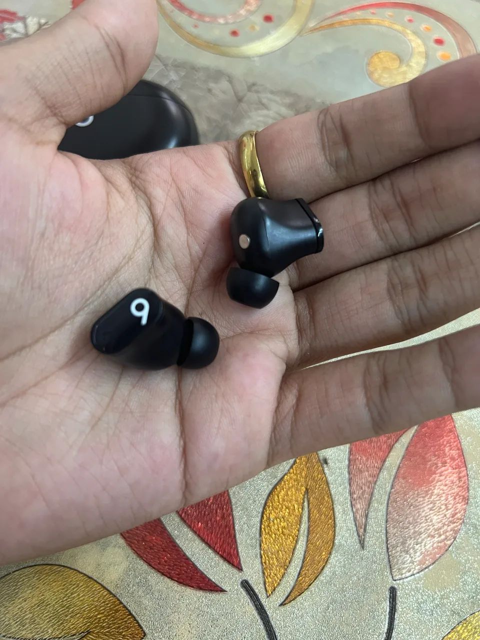 Beats Studio Buds - Foto 5