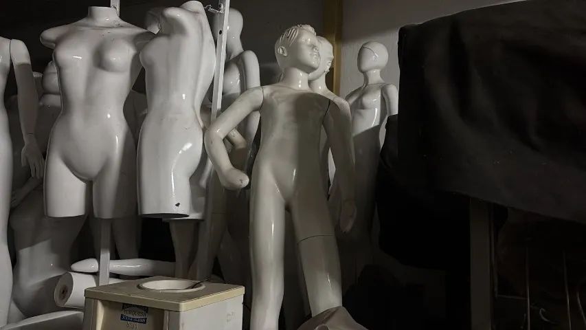 Manequins