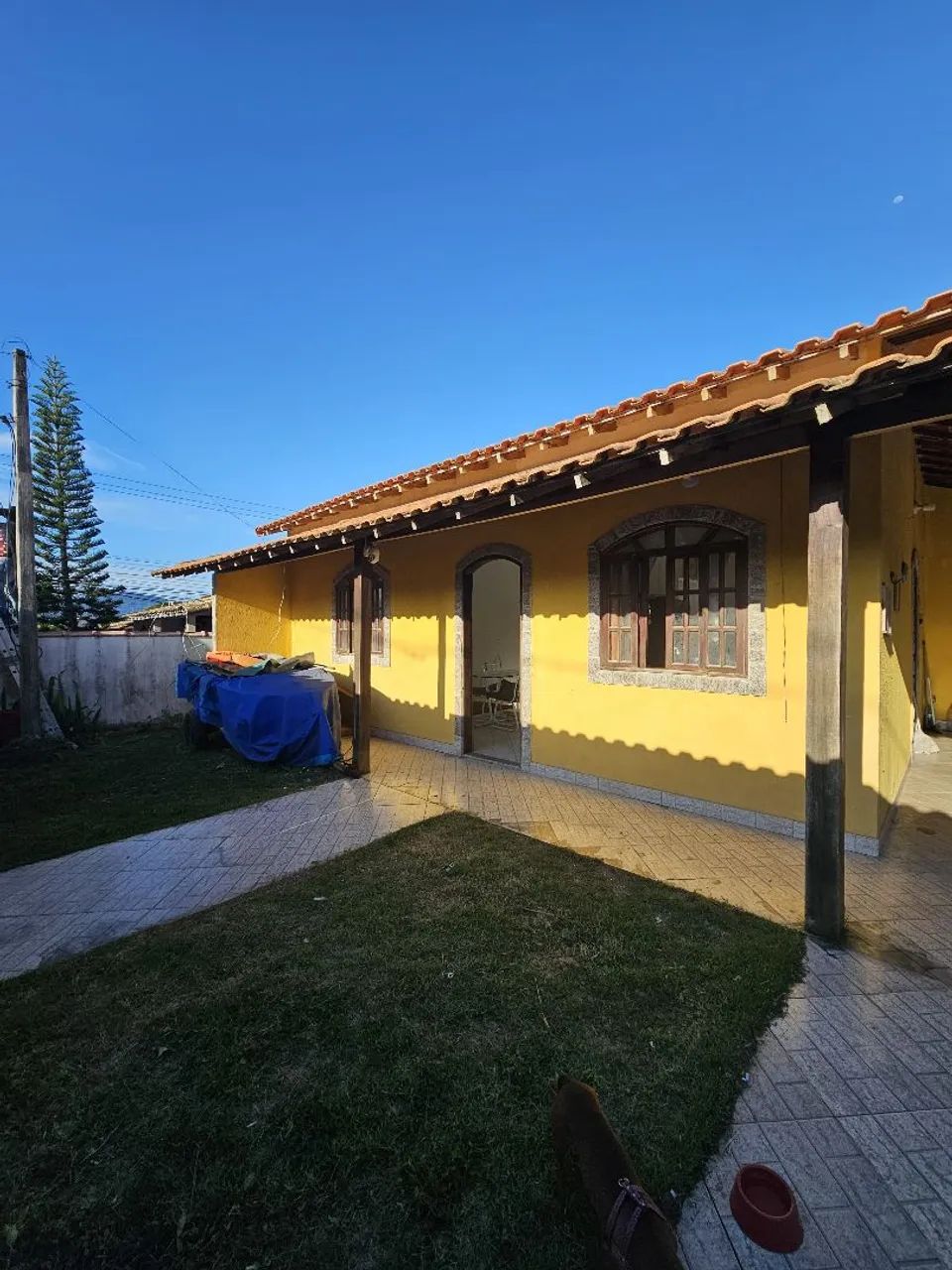 Bela casa com amplo espaço.