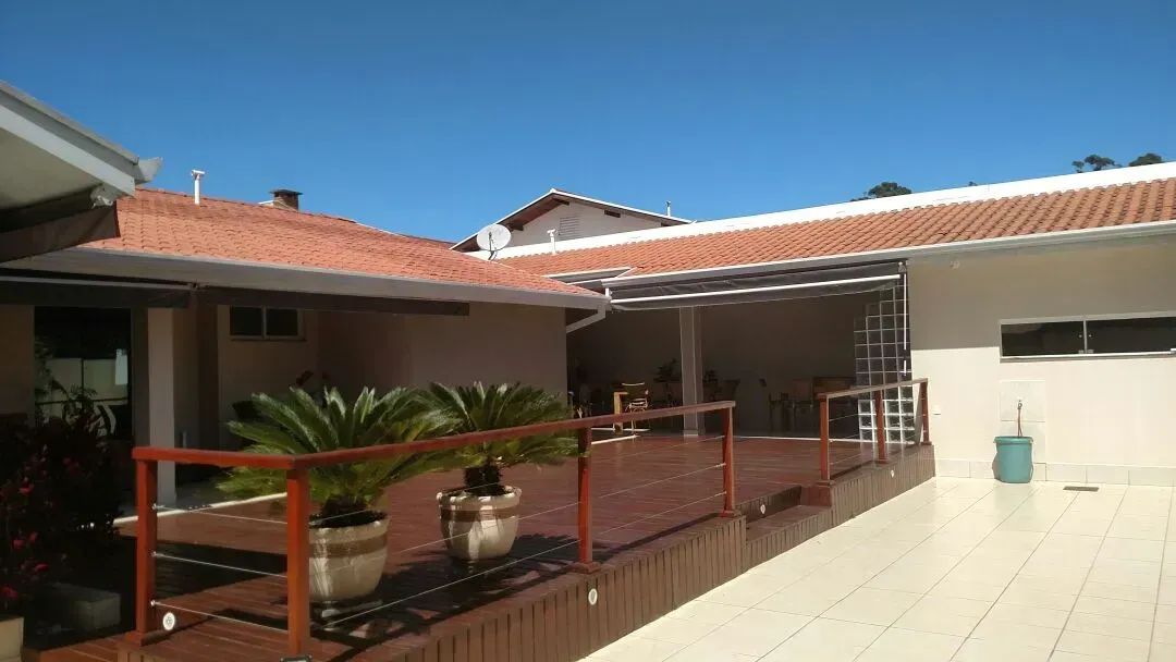 Casa térrea com 252 m² , terreno 550 m² situada no Cond Campos Verde - Foto 2