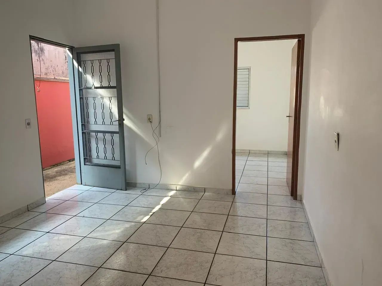 CASA TERREA PARA LOCAÇÃO -  EXCELENTE LOCALIZAÇÃO - Foto 5