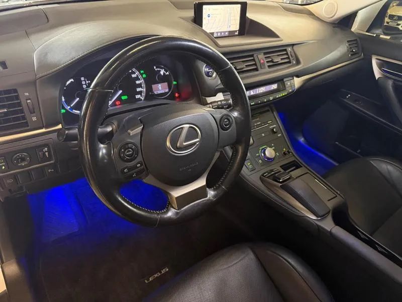 Lexus CT200h 1.8 16V Hibrid Aut., foto 16 de 19