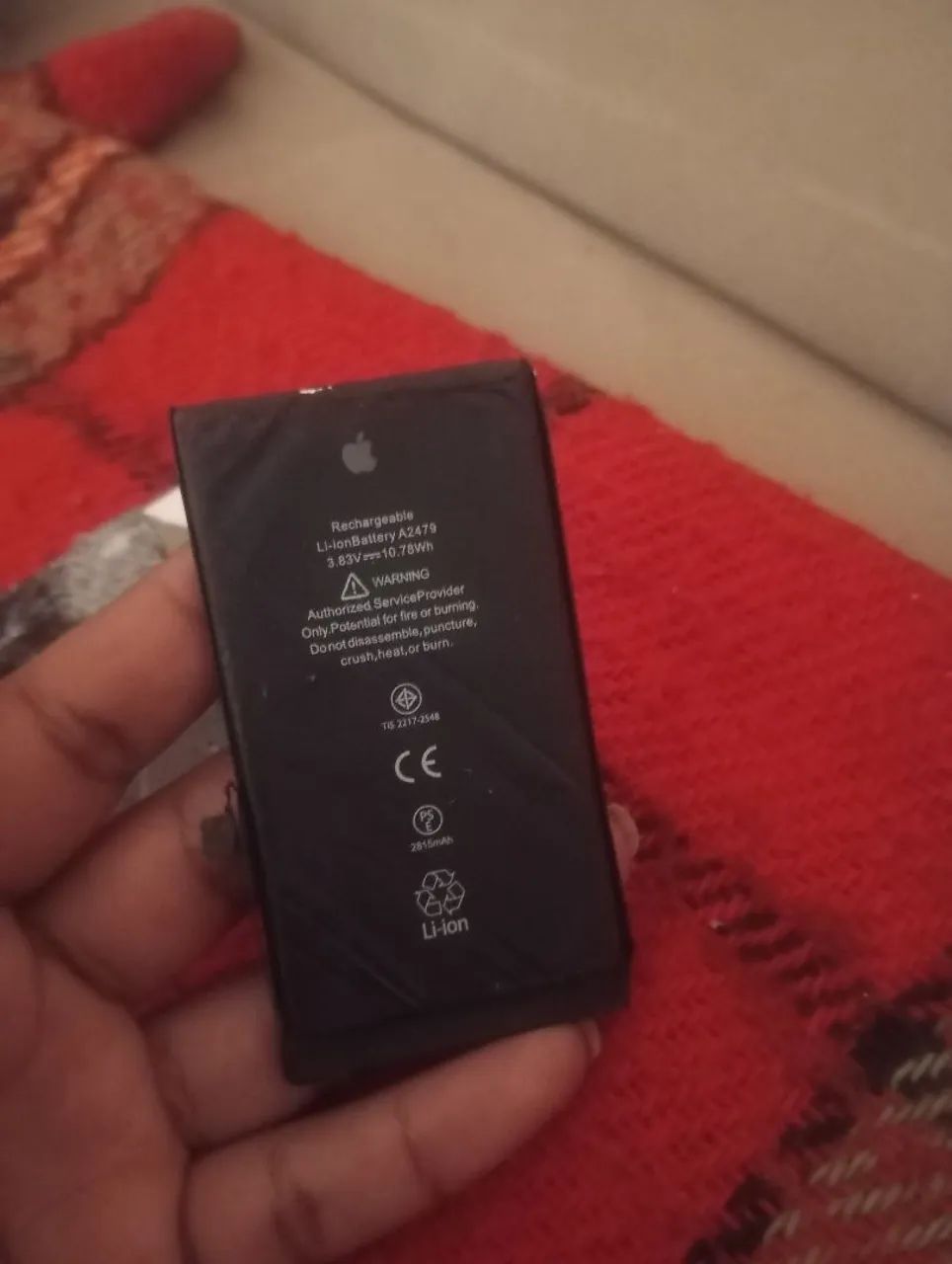 Bateria de iPhone 12 - Foto 2