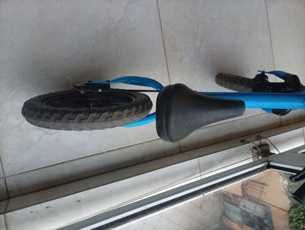 Bike de equilíbrio infantil azul - Foto 4