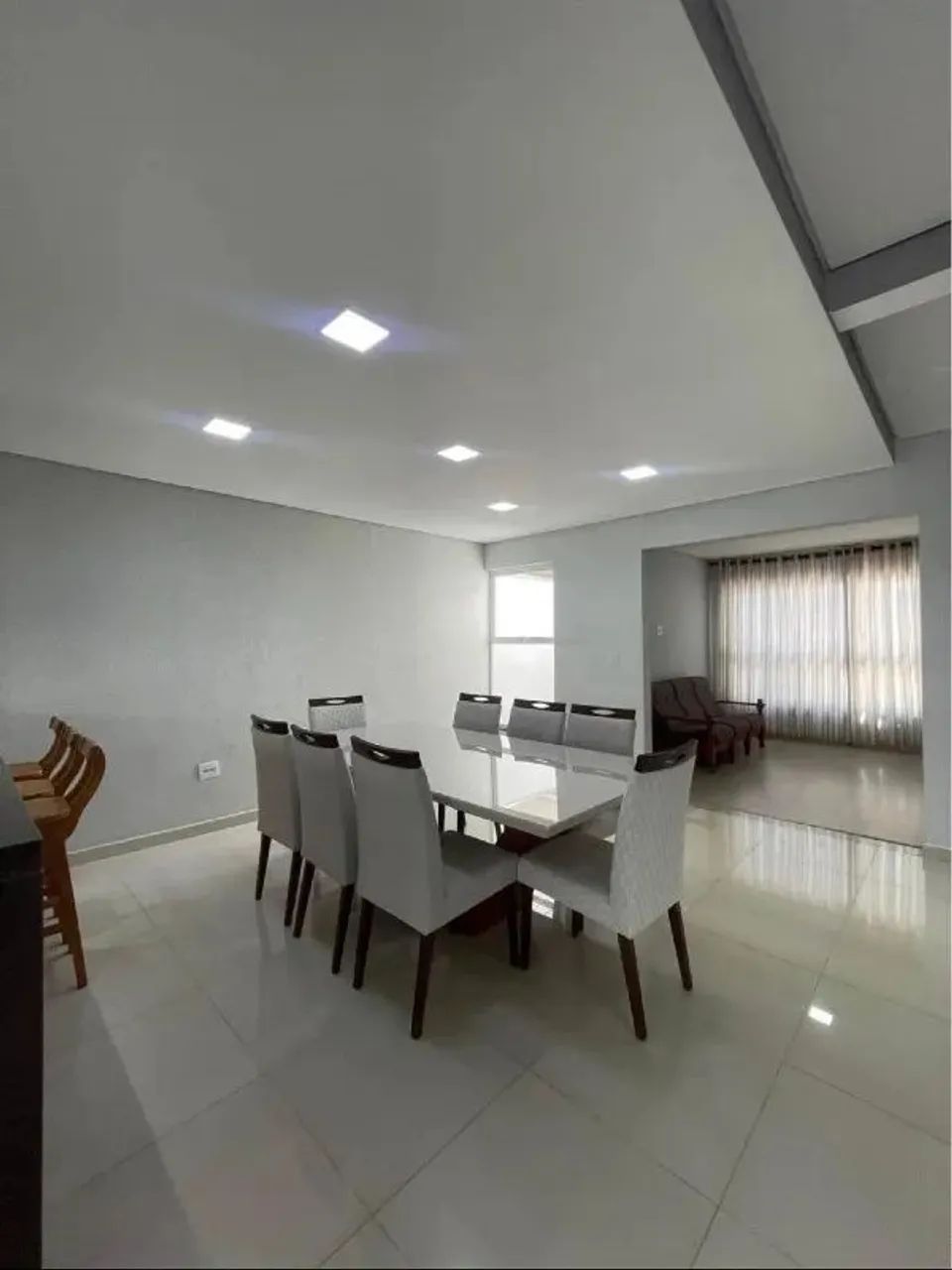 Casa à Venda com 230m² de Área Construída, Piscina e Espaço Gourmet Completo - Foto 2
