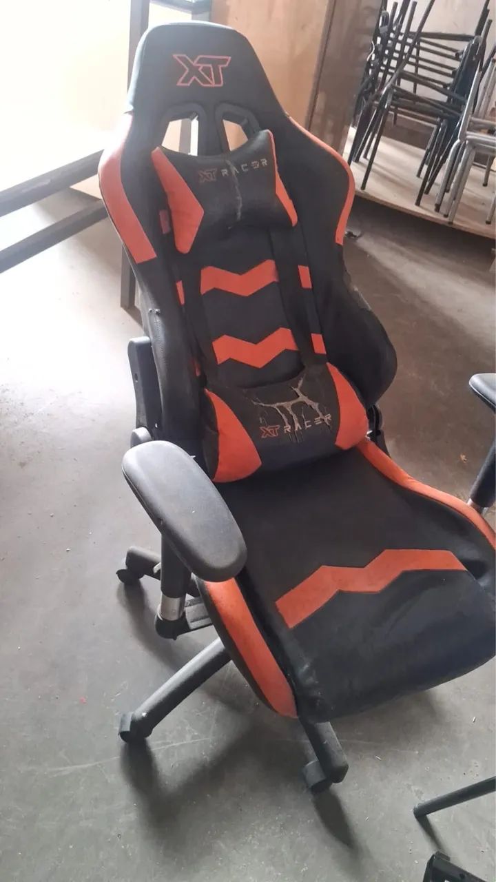 Selling XT Racer gaming chair