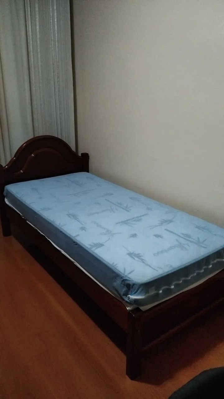 Conjunto mogno cama + mesa + cômoda - Foto 5