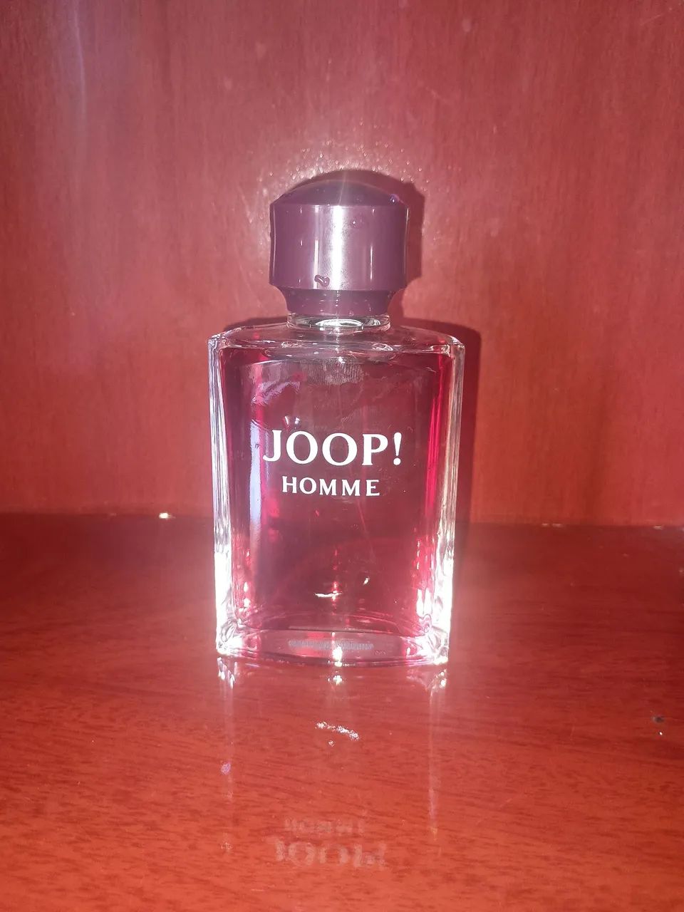 Perfume novinho, fragrância clássica francesa.