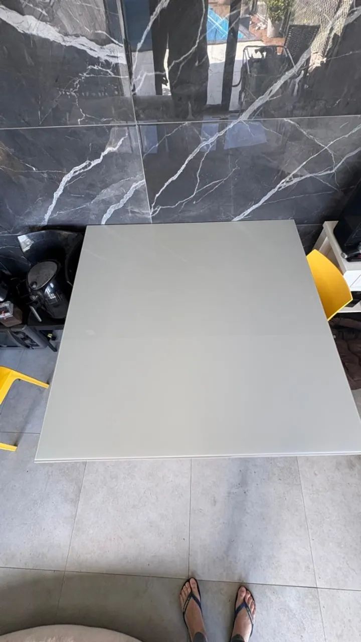 Mesa de JANTAR QUADRADA 100% MDF E VIDRO  - Foto 3
