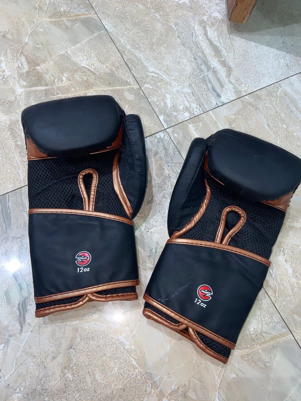 Luva de boxe /Muay Thai  NAJA com bandagem  - Foto 3