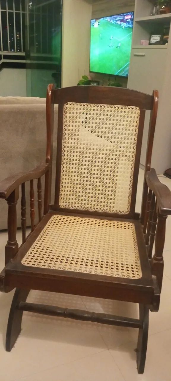 CADEIRA CLÁSSICA DE BALANÇO  - Foto 3