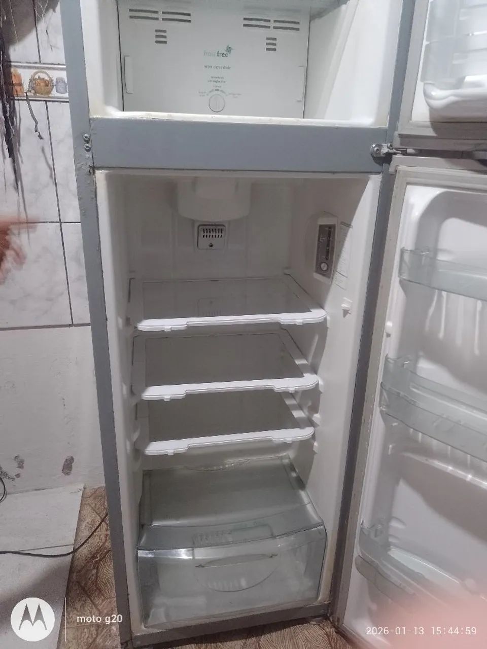 GELADEIRA FROST FREE CONSUL RETIRAR SITIO CERCADO CONTATO ESTÁ ABAIXO NA DESCRIÇÃO  - Foto 3