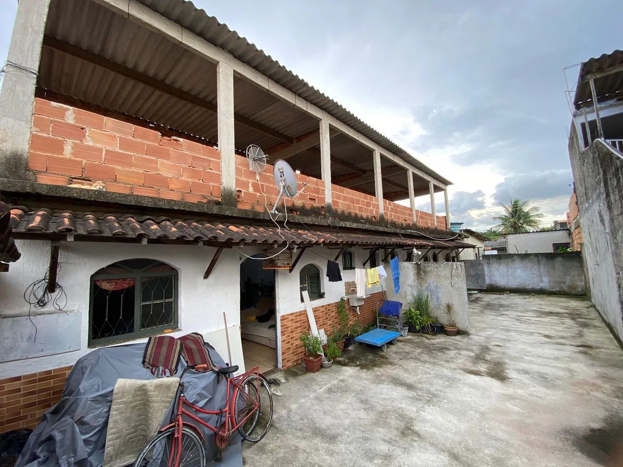 Vendo 2 terrenos com 3 casas alugadas - Foto 6