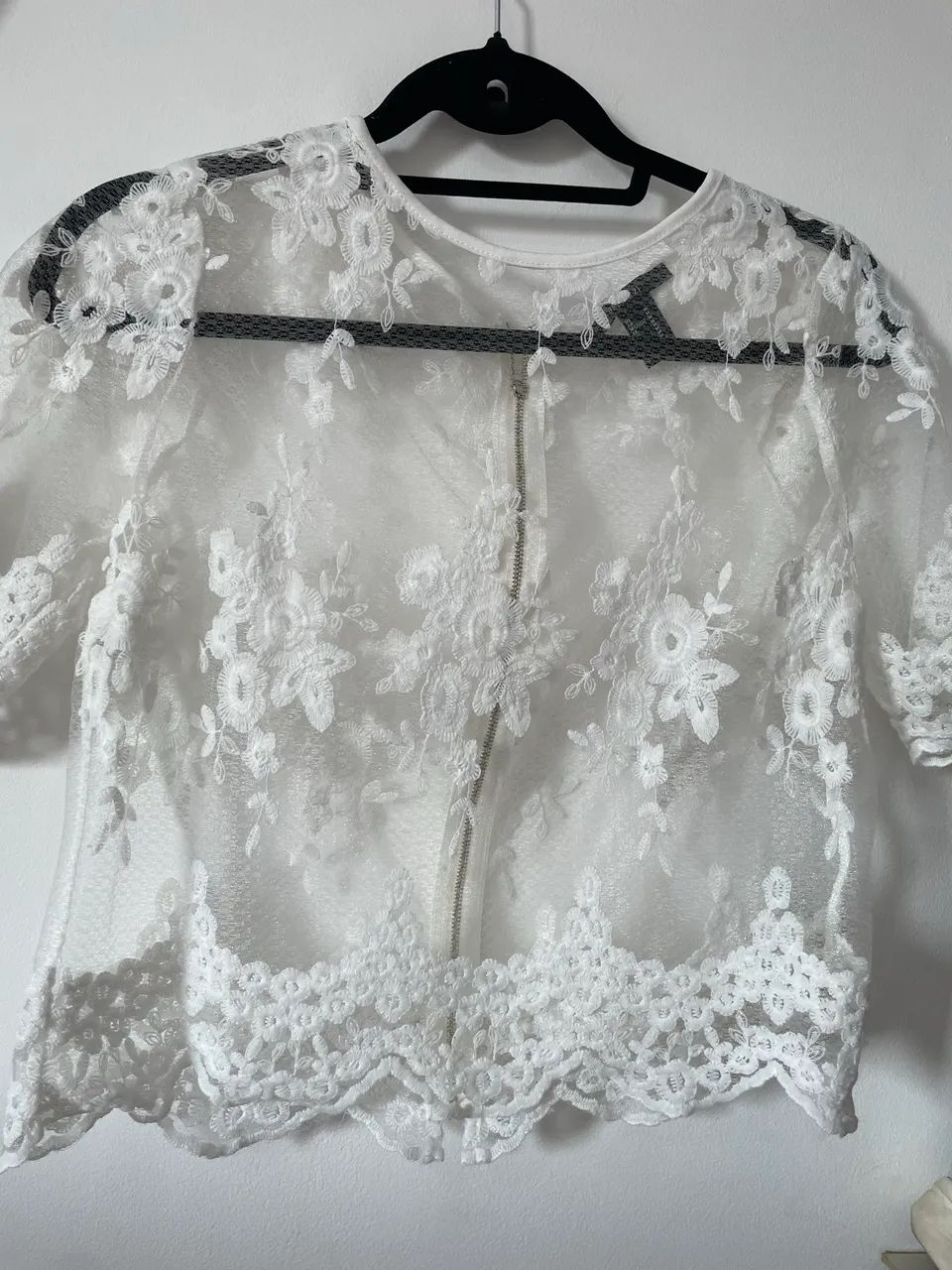 Blusa renda forever 21